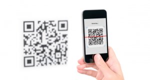 Capture QR code on mobile phone